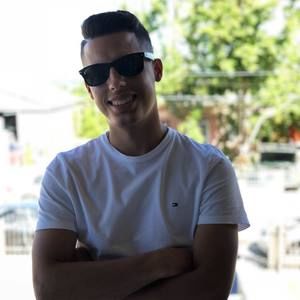 Meet your Posher, Alexander